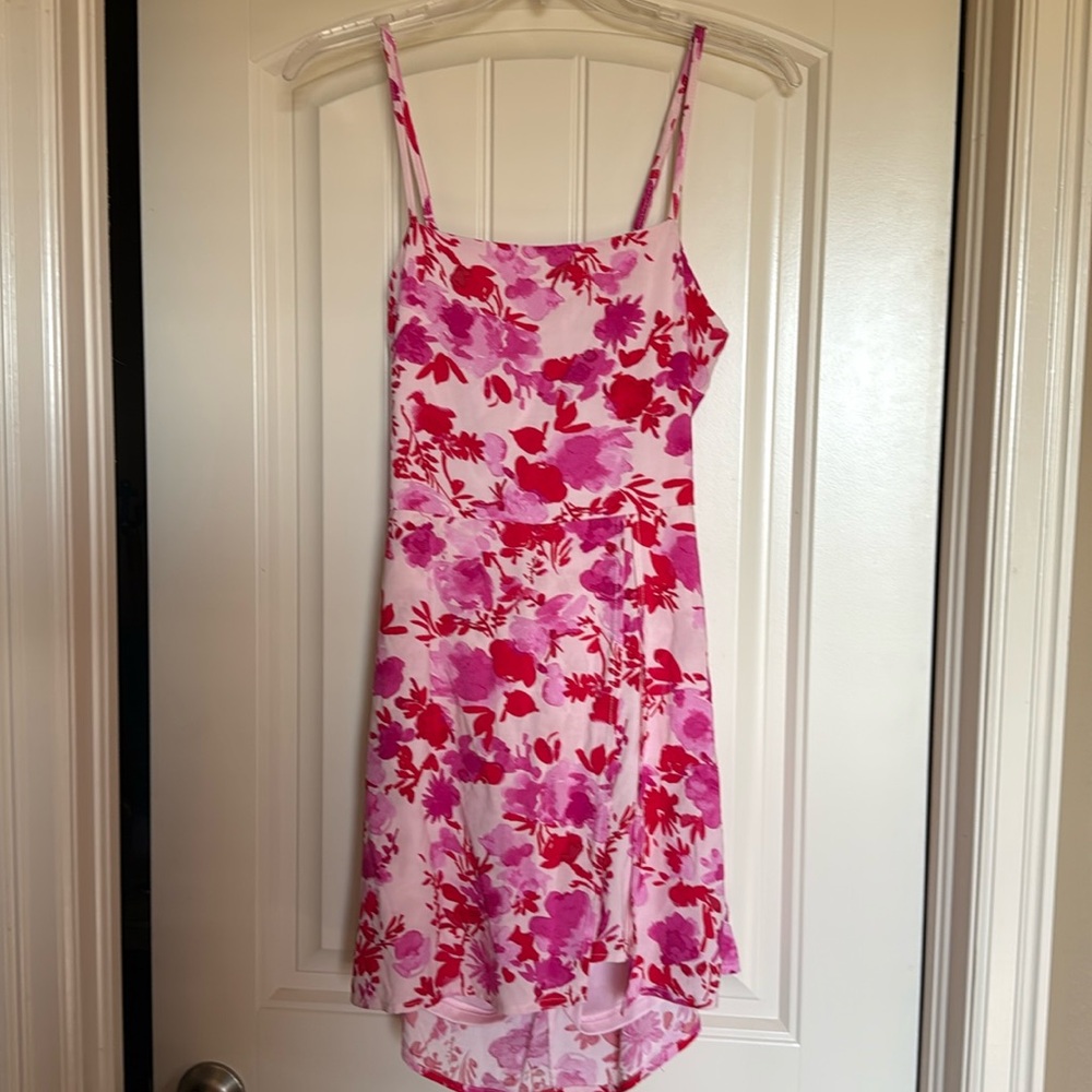 Emily Wonder NWT Belong at the Beach Romper - zipper and adjustable straps